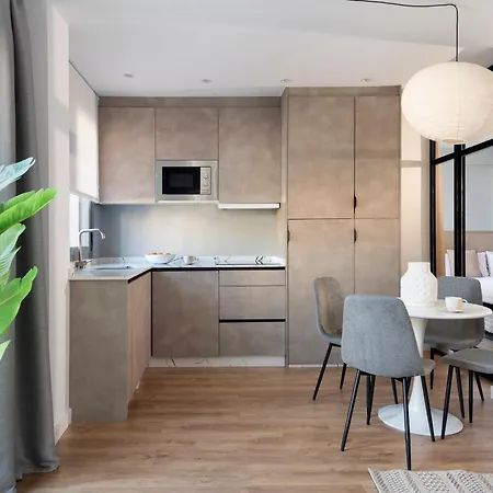 Magno Atienza Apartment *