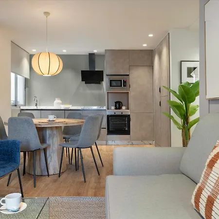 Magno Atienza Apartment *